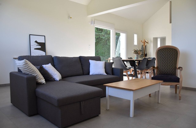 Le Relais du Berger: House at the foot of the salt meadows of Mont Saint-Michel.