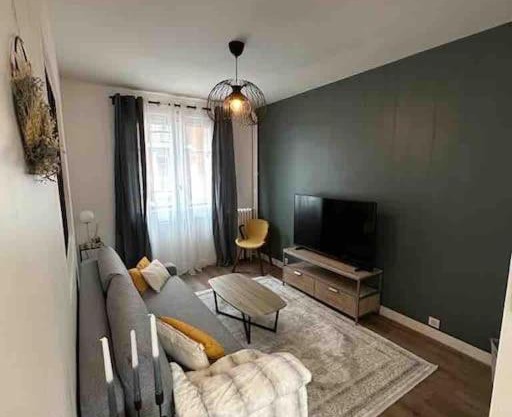 Le Saint-Mandé Élégant et Pratique, Métro 1 à Deux Pas