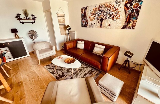 LE TERRACOTTA T4 SLEEPS 6, AIR-CONDITIONED, WITH PARKING SPACE