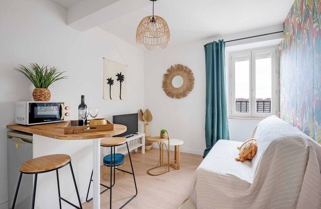 Le Tropical: renovated T2 Cosy and colorful atmosphere