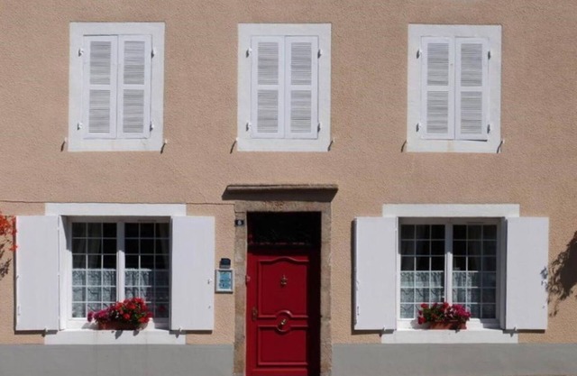 Le Vieux Notaire - French revolution 1798, historic character, modern facilities