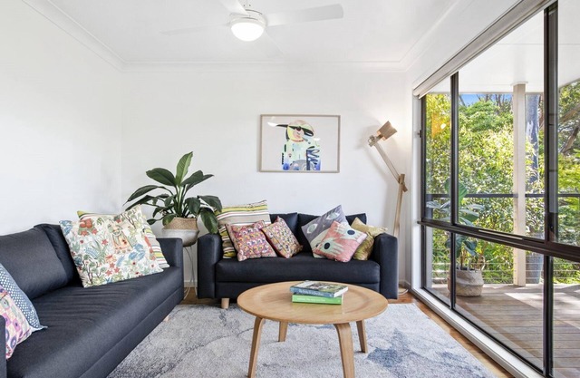 LEAFY FAMILY BEACH RETREAT | Accom Holidays