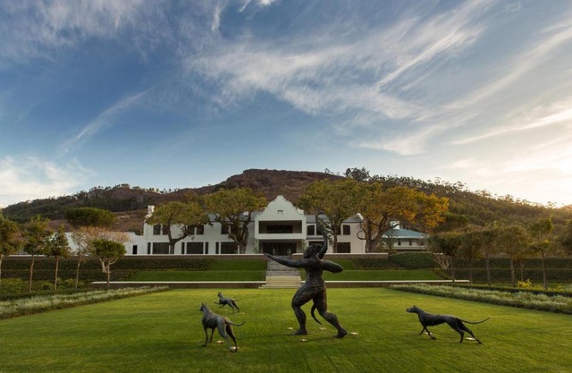 Leeu Estates