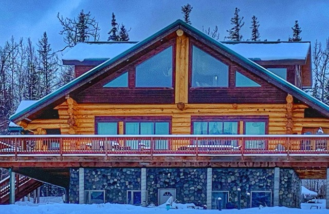 Legacy Mountain Lodge sits on a private 40 acre field with Mountains views.
