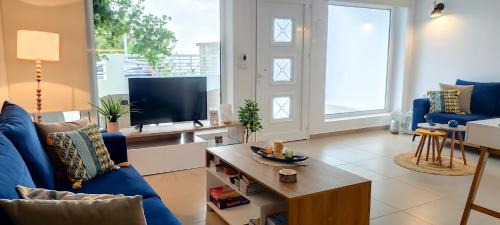 Lemon Tree Apartment