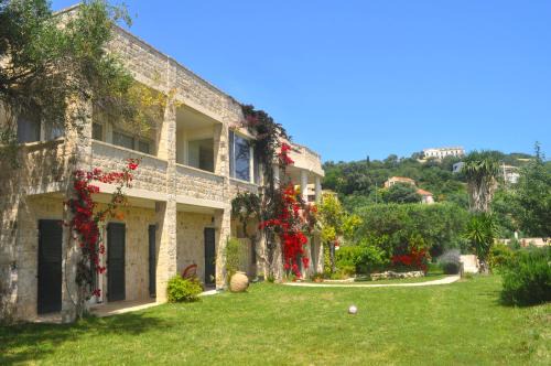 Lemoni Apartments