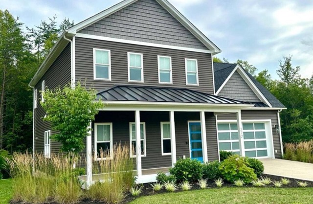 Leo's Lair: new 3 BR/3 bath home in desirable Trent's Landing community