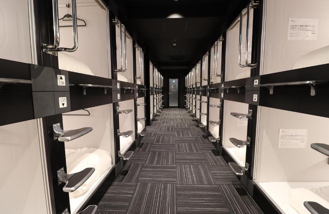 LEO YU Capsule Hotel Nishifunabashi
