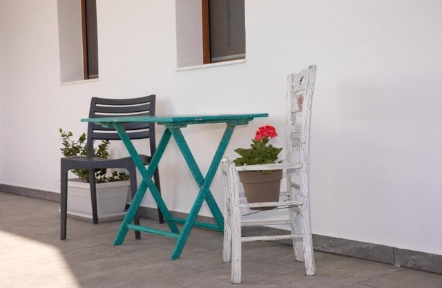 LEROS HOUSES A PORTO LAGO #4 Apartment w/1 bedroom and 1 double bed