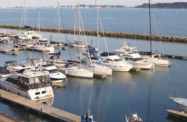 Les Bateaux - Views of Poole Quay from Balcony