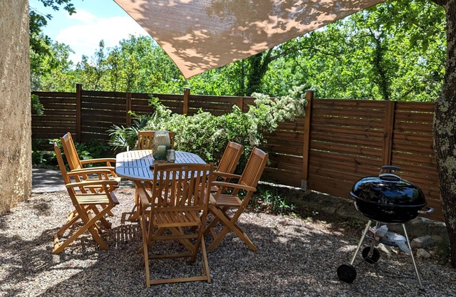 Les Petits riens | Gîte with garden in Balazuc, France's most beautiful villages