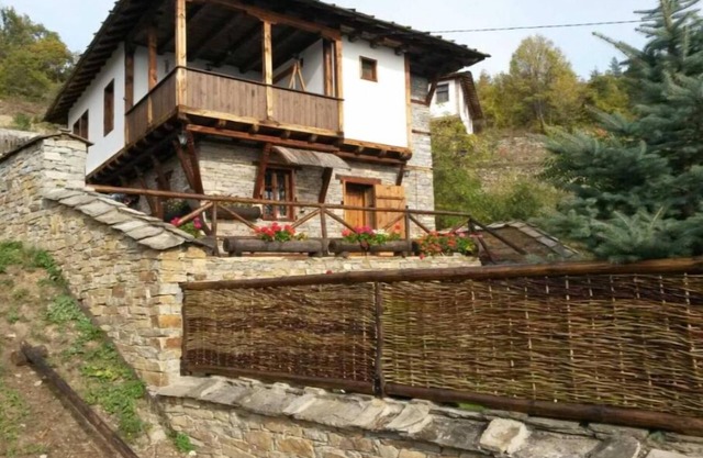 Leshten Valentin's House
