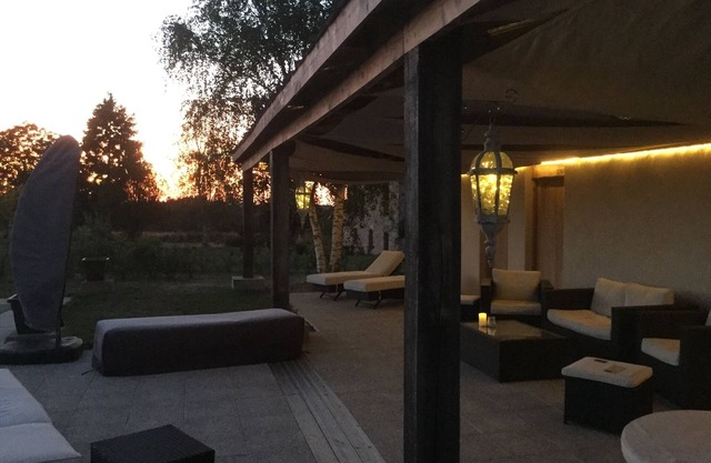 L’Etacq - Beautifully Converted Barn In Picturesque France