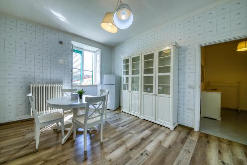 Lettieri Apartments - Affitti Brevi Italia