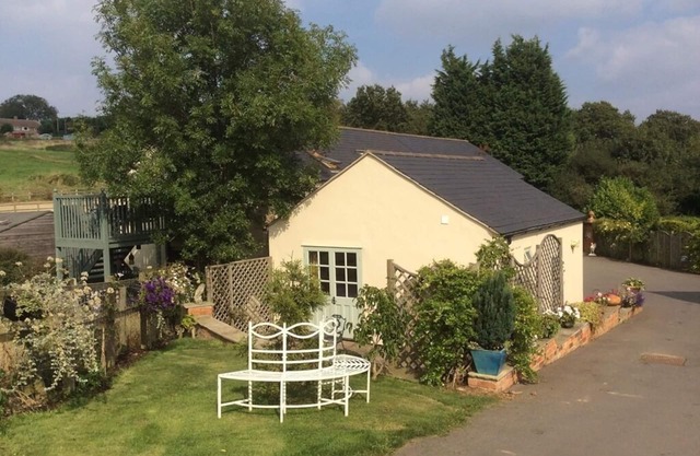 Lettuce Lodge at Broccoli Bottom