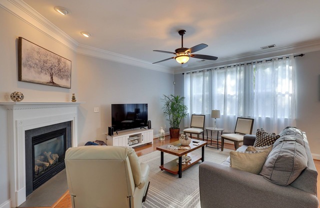 Lexington Nest - 3Bed 2-1/2Bath