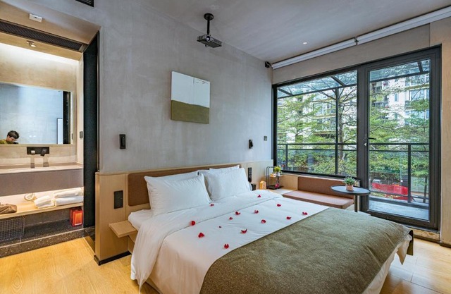 LIA Hotel Xili Branch