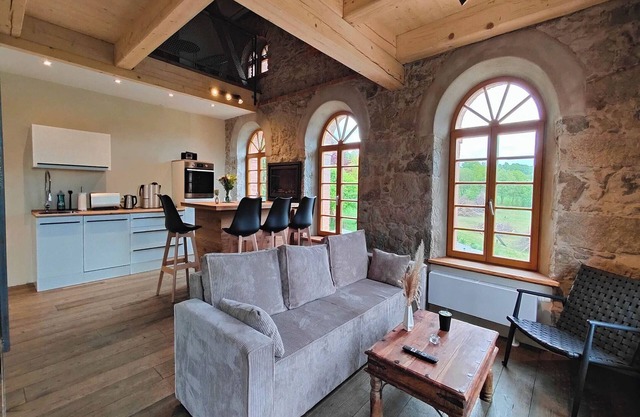 Lichtdurchflutetes Apartment mit Sauna & Kamin