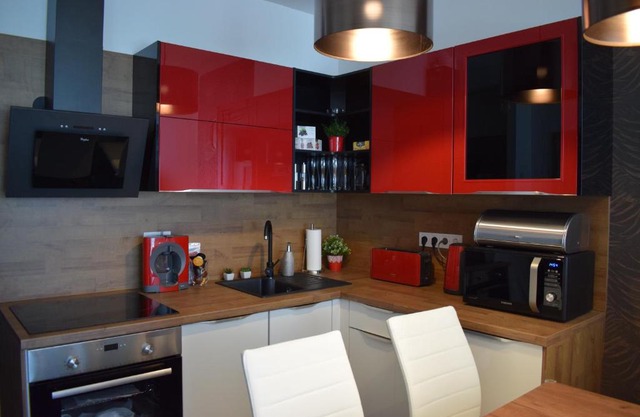 Lido Riviéra, Relux Apartman Balatonlelle