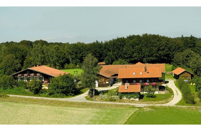 Liebevoll eingerichtete FeWo im EG mit Südlage