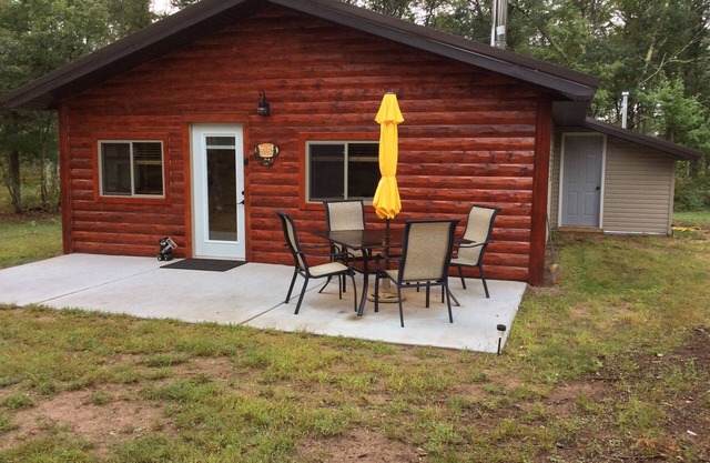 LIL' LAZY BEAR LODGE