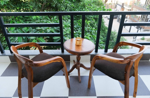 Lime Tree Luxury 3Bhk Serviced Apartment