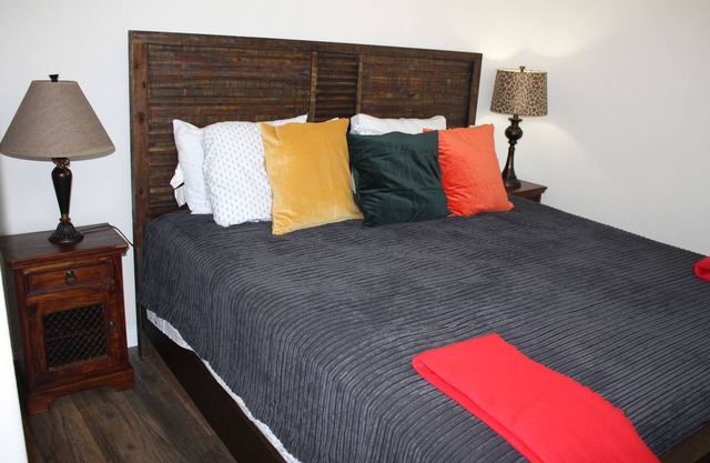 Linda Vista Beautiful Studio Easy Parking Moving Heaven