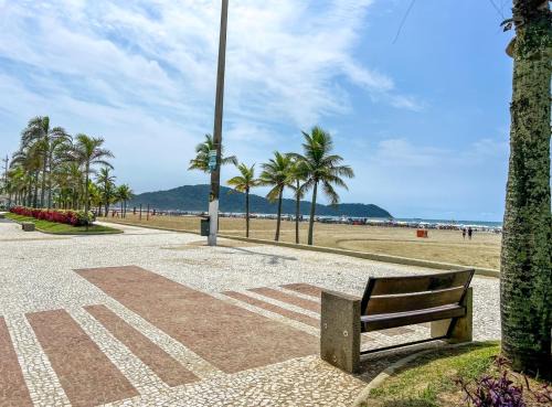 Lindo apto c vista a beira mar em Praia Grande SP