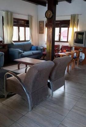 Lindo sítio com área de lazer completa!