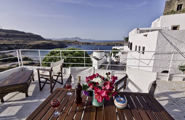 Lindos Centre - Villa for 10 guests - Roof Terrace