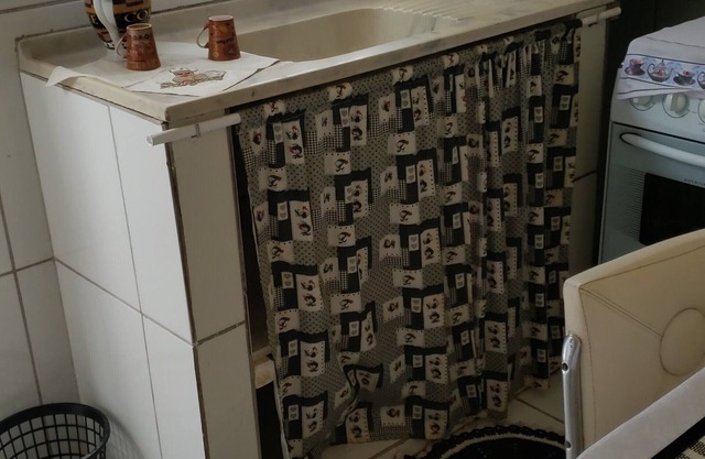 Lins, rent your kit.