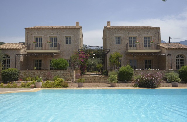 Liodentra Estate