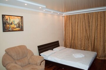 Listings Suny studio in the heart of Podil, Kyiv center