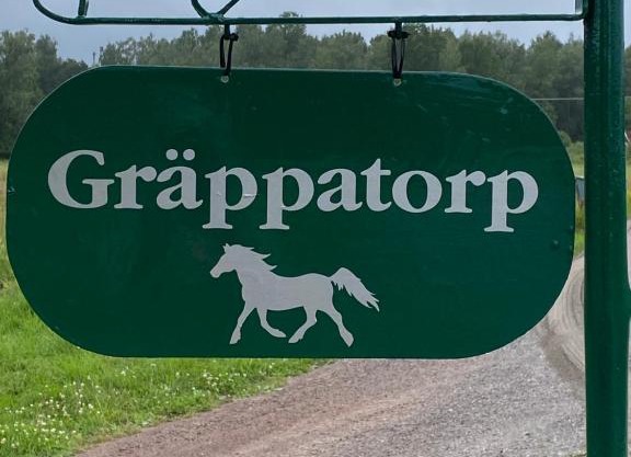 Liten stuga mitt i naturen på Kinnekulle