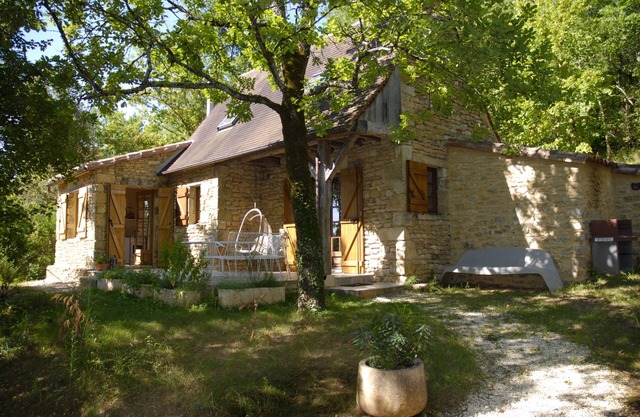 Little holiday cottage in quiet surroundings in the heart of the Périgord Noir