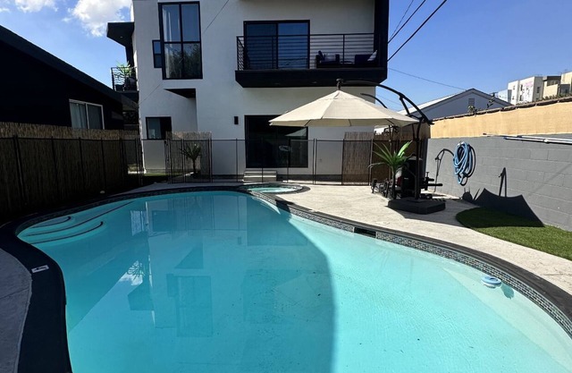 Live like a Hollywood superstar. Right next to LAX, SoFi Stadium, and beaches.