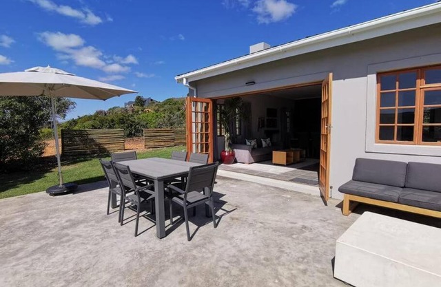 Living The Breede - Weaver Cottage