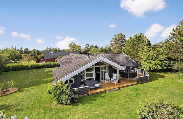 LL251 Humble - Rønnevænget 7