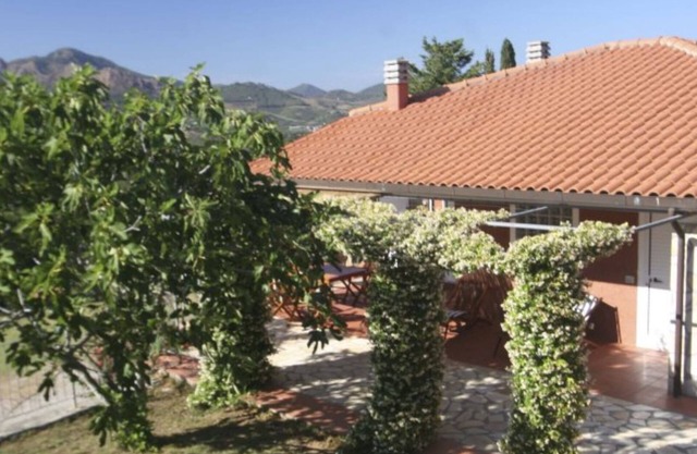 Lo Scoglio nice small villa with Amazing view