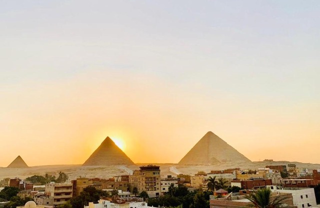 LOAY PYRAMIDS VIEW