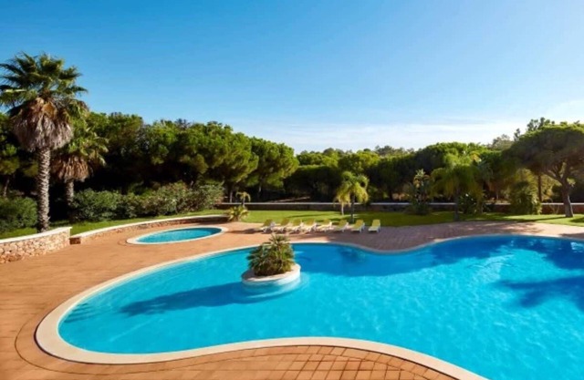 Lobo Palm Village - Fantastic 3 bedroom house with shared pools