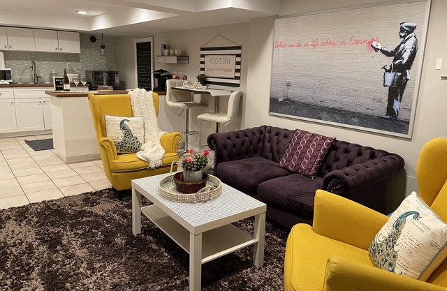 Located in beautiful Heritage District downtown St Catharines.