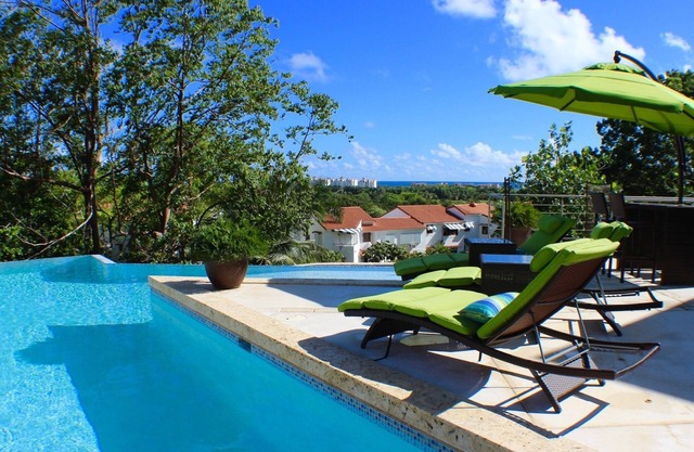 Located Inside The Wyndham Rio Mar Resort Casino & Spa,10 Minutes To Rain Forest