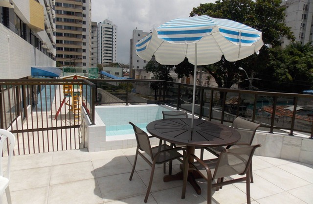 Location close to everything, in Boa Viagem. Safety, ease and agility.