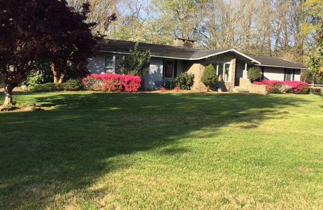 LOCATION, PRIVACY, POOL