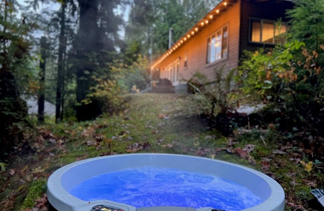 Lodge C1 |Hot tub & Sauna |Cape Carraholly Retreat