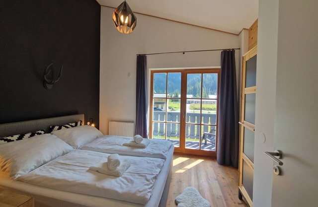 Lodge Seeblick 161 in the Tauern village of Enzingerboden