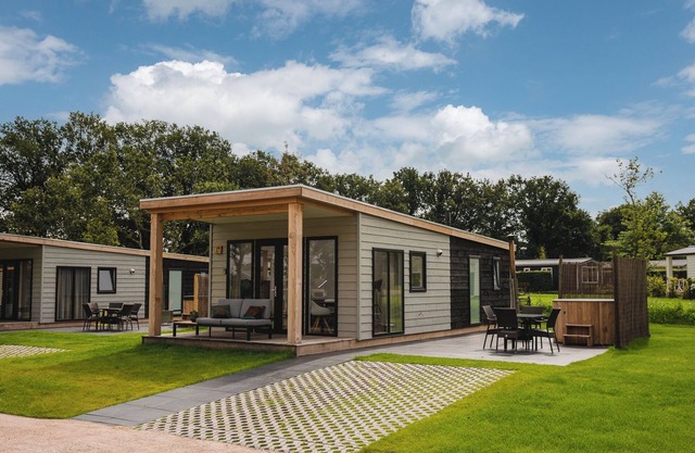 Lodge with hot tub | 4 people