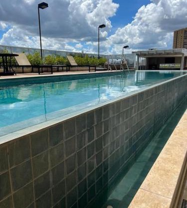 Loft alto padrão, último andar Uptown c/garagem