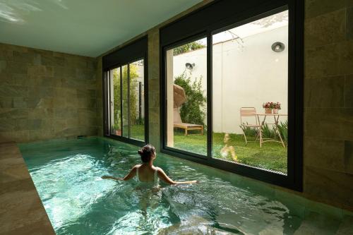 Loft con piscina climatizada privada y parking